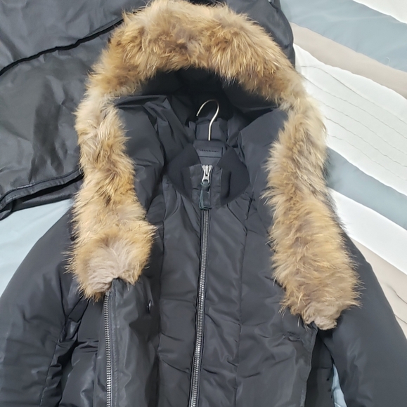 ****SOLD****Mackage Adali black Sz.xs Natural fur winter jacket - Picture 12 of 14